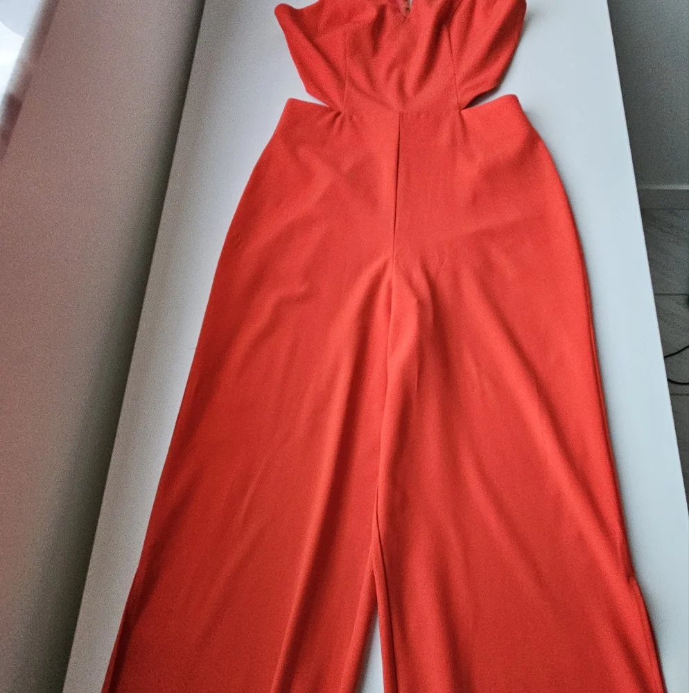 NBD × NAVEN Tiffany Fire Engine Red One-piece Cut Out Split Leg Jumpsuit - Picture 9 of 12